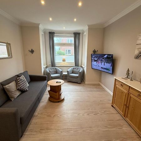Ferienwohnung „Opa'S Tohuus“Mit Fahrraedern, Husum Χούζουμ Εξωτερικό φωτογραφία