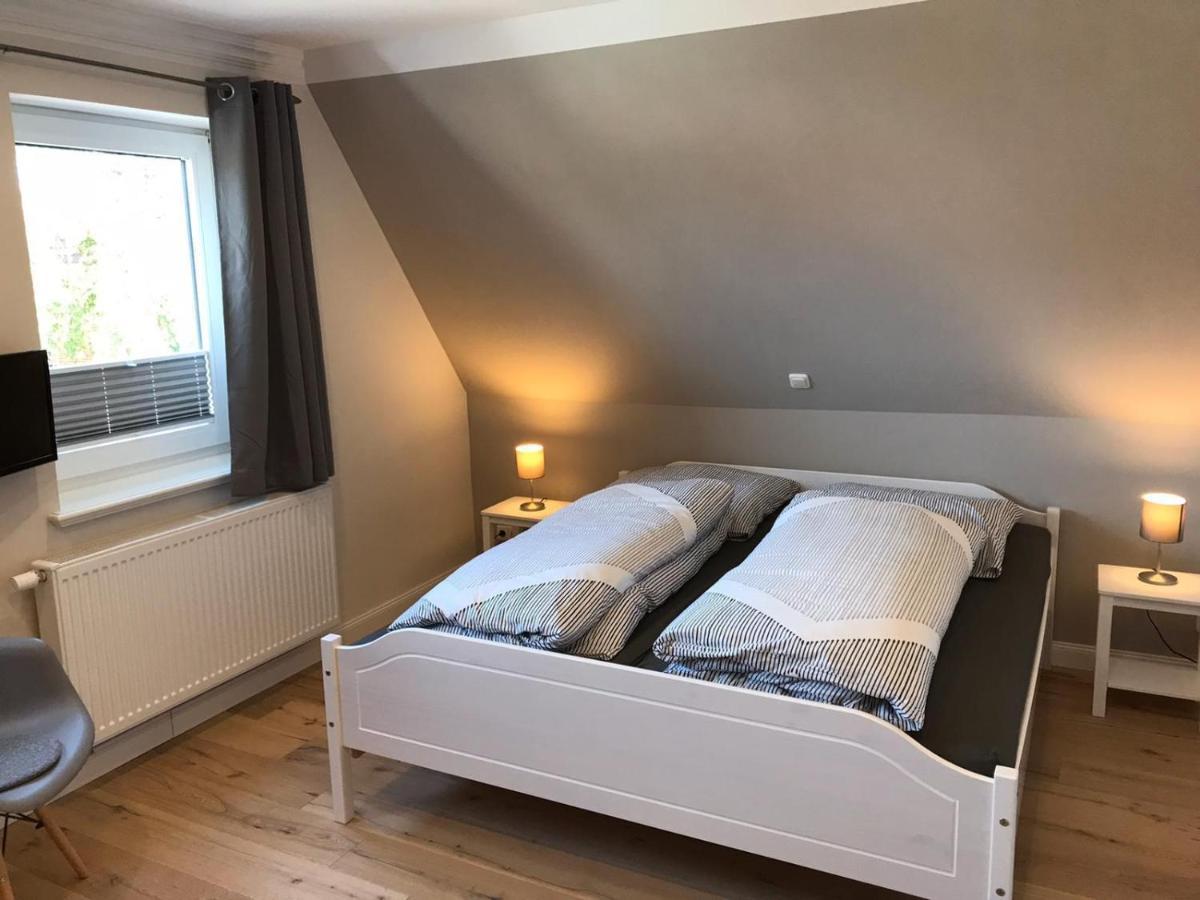 Ferienwohnung „Opa'S Tohuus“Mit Fahrraedern, Husum Χούζουμ Εξωτερικό φωτογραφία